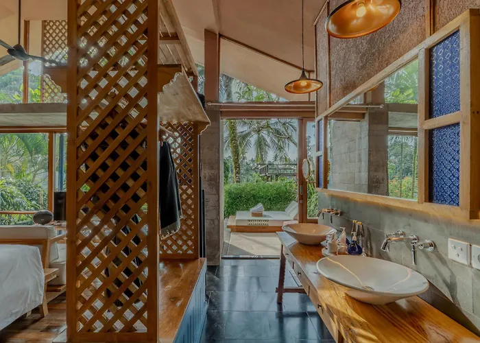 Amora Ubud Boutique Villas
